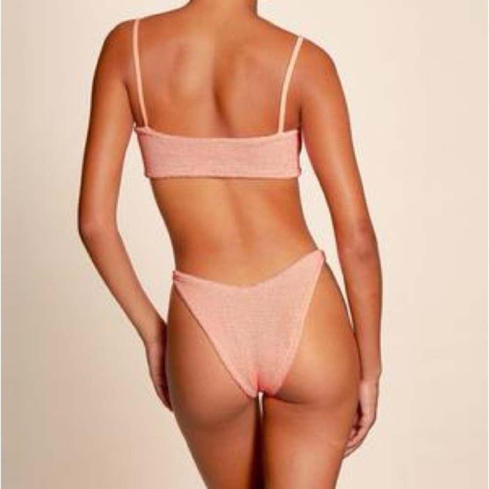 NWT Hunza G Bikini Set Coral Gigi Pink Light Crinkle Stretchy One Size Swimsuit - Picture 4 of 5